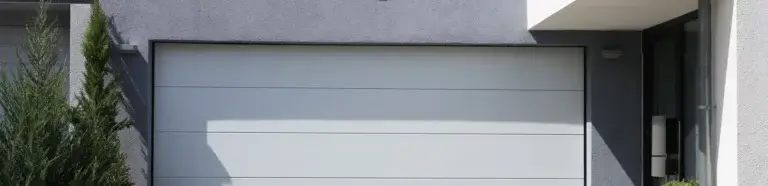 Garagentore Stafstedt | Modernes neues Garagentor weiß (Sektionaltor)