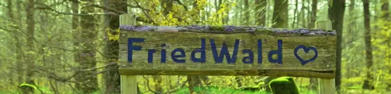 Waldbestattung Oyten | Schild "FriedWald"