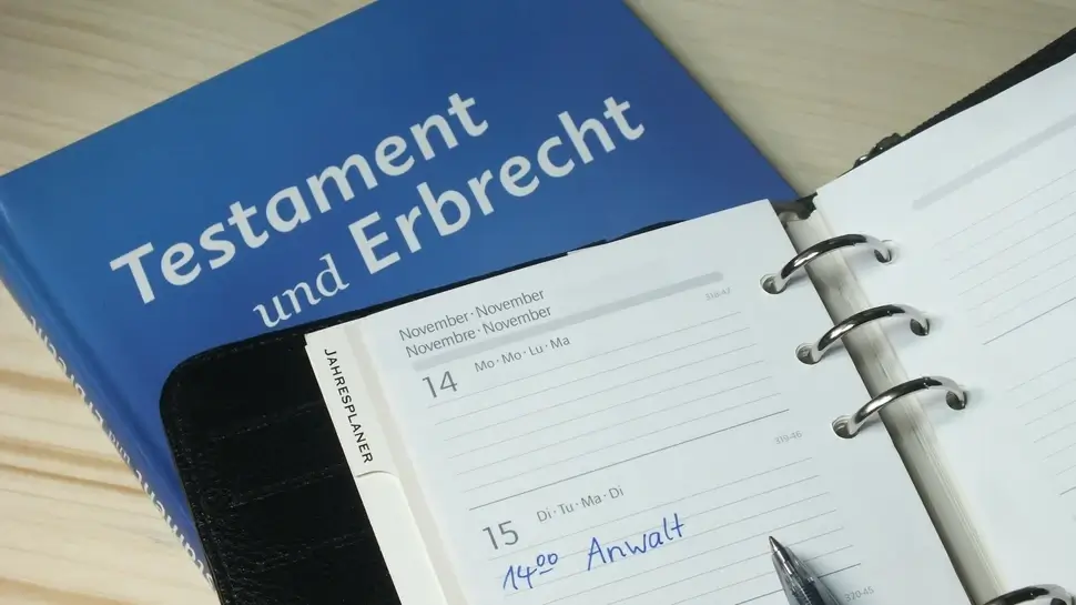 Erbrecht Erbrecht Steinheim | Buch Testament und Erbrecht, Darüber Terminplaner mit Termin beim Anwalt