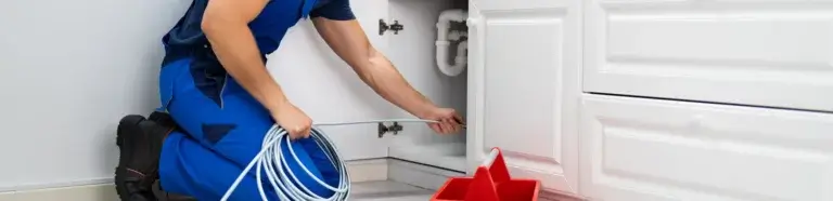 Rohrreinigungsservice Havixbeck | Installateur reinigt verstopftes Rohr