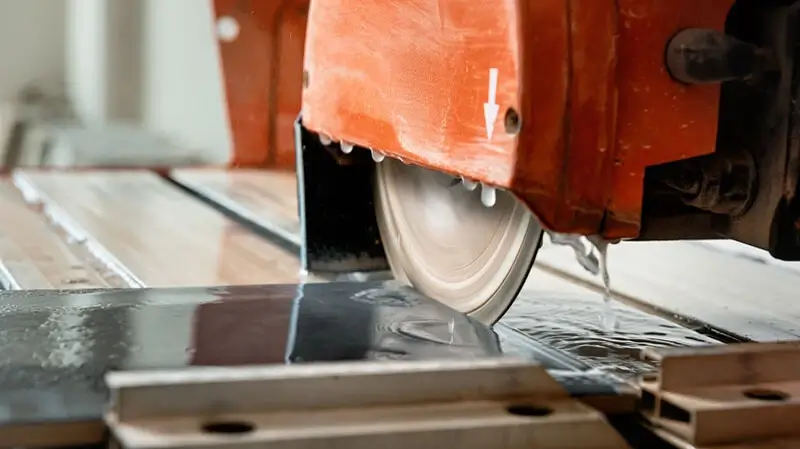 Kernbohrungen und Diamantsägearbeiten in Hamburg Kernbohrungen Diamantsägearbeiten Hamburg | Diamantkreissäge