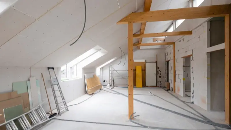 bright, friendly, modern loft construction site drywall without people in daylight #484457001 Bausanierung Großenkneten | Baustelle Dachgeschoss