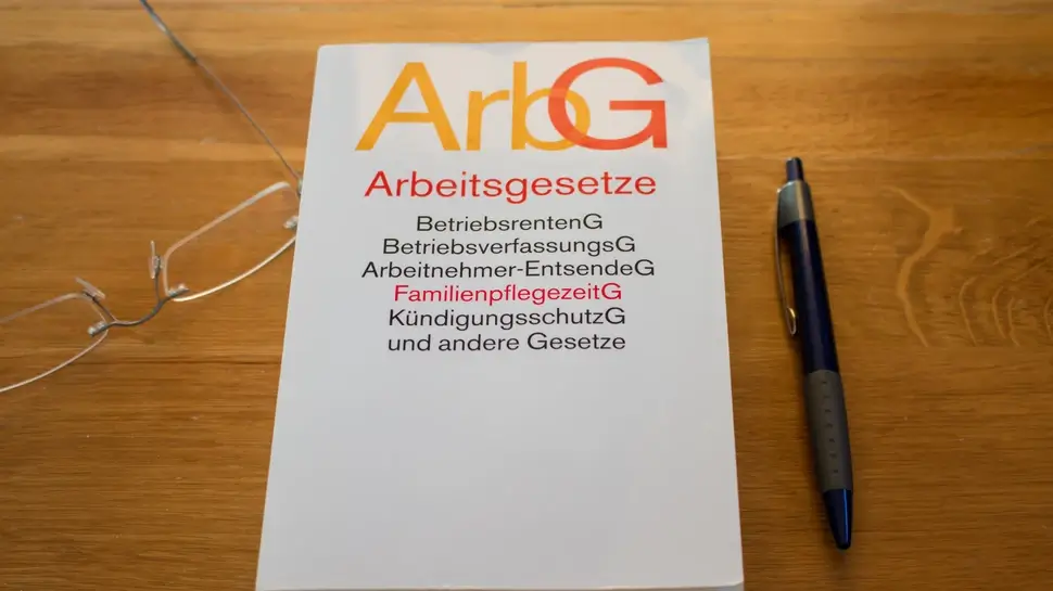 Arbeitsrecht Fachanwalt für Arbeitsrecht Münster | Buch "Arbeitsgesetze"