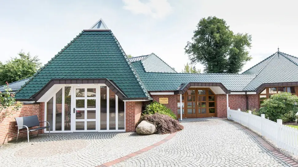 Bestattungsvorsorge Kaltenkirchen | Gebäude der Aug. Holdorf Bestattungen Bestattungsvorsorge Kaltenkirchen | Gebäude der Aug. Holdorf Bestattungen