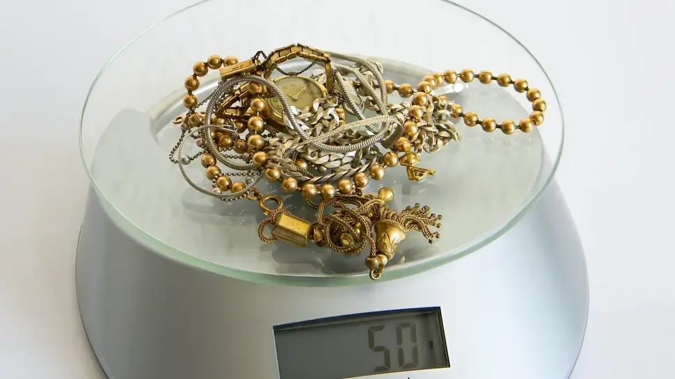 Goldwaage... Münzen und Edelmetalle verkaufen | Schmuck auf Waage