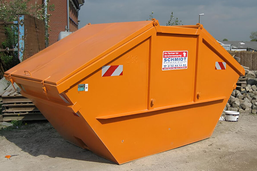 Containerdienst, Kies/Sand und Arbeitgeber mit Zukunft in Alfeld | Ein mobiler Absetzcontainer der Schmidt Containerdienst GmbH