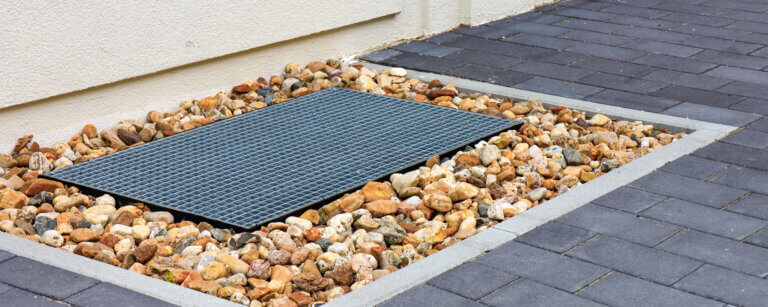 Lichtschacht sicher abdecken Aurich | Schachtgestaltung