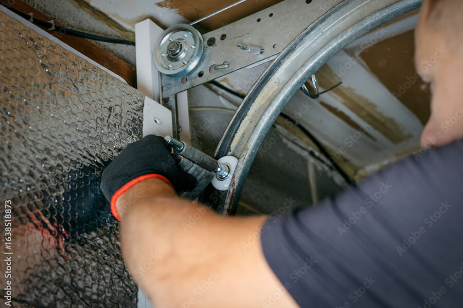 Garagentore Bremen | Fachgerechte Reparatur von Garagentoren – Schlosserei Klatte ist schnell und zuverlässig