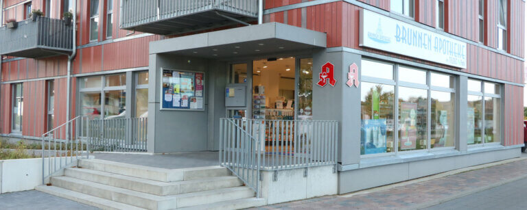 Apotheke Nortorf | Außenanasicht der Brunnen-Apotheke