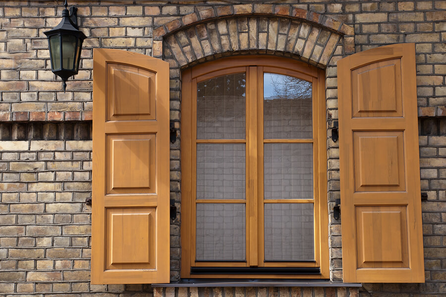Lokale Empfehlung im Harz Tischlerei-Meisterbetrieb Klaus Heberle | Hochwertige Holzfenster verbinden Ästhetik und Wärmedämmung – ein Spezialgebiet der Tischlerei Heberle