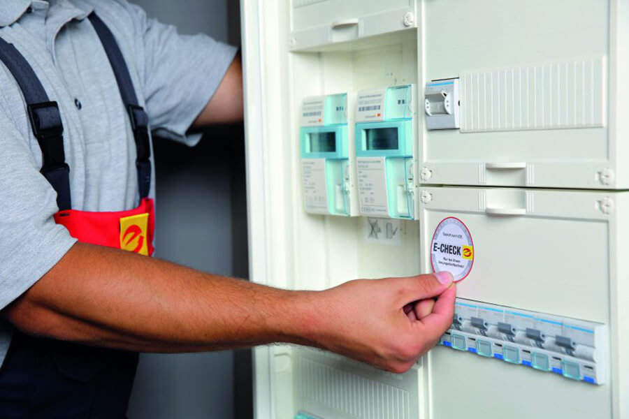 Altbausanierung Goslar | Ein professioneller E-Check durch Just Elektrotechnik deckt Mängel in der Elektroanlage auf