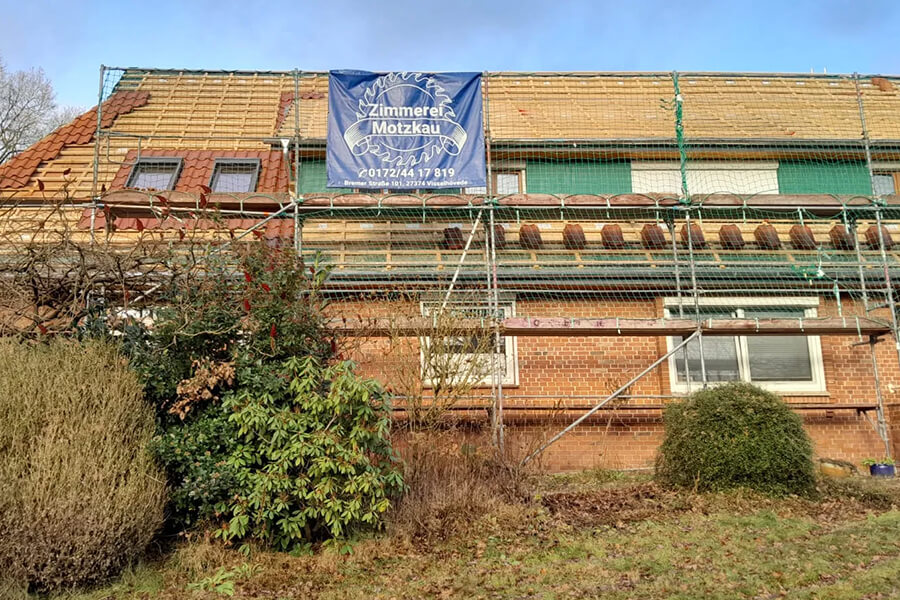 Zimmerei Visselhövede | Professionelle Dachsanierung vom Fachbetrieb – die Zimmerei Motzkau sorgt für langlebige Ergebnisse