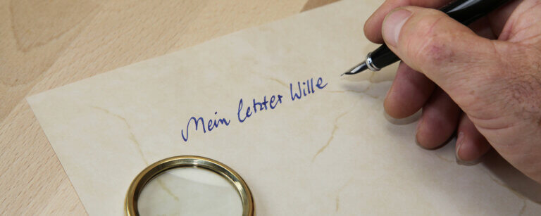 Bestattungsvorsorge für Elmshorn und Umgebung | Letzten Willen festhalten bei Bodo Dobbratz Bestattungen