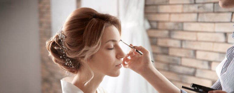 Lokale Empfehlung: Dein Friseur im Braunschweiger Hof in Bad Harzburg | Präzises Make-up – ein wichtiger Schritt für einen professionellen Look