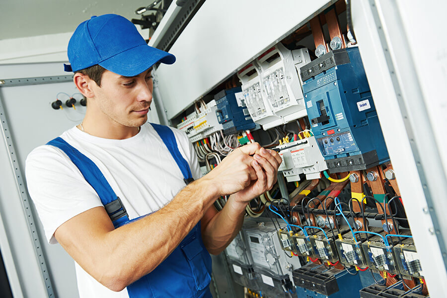 Elektroinstallationen Alfeld | Präzise Installation elektrischer Komponenten sichert die Funktionalität und Effizienz von Gebäudetechnik