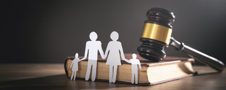 Familienrecht in Hildesheim | Die Kanzlei Dr. Giesecke & Partner unterstützt bei Scheidung, Unterhalt und Sorgerecht mit Fachwissen und Einfühlungsvermögen
