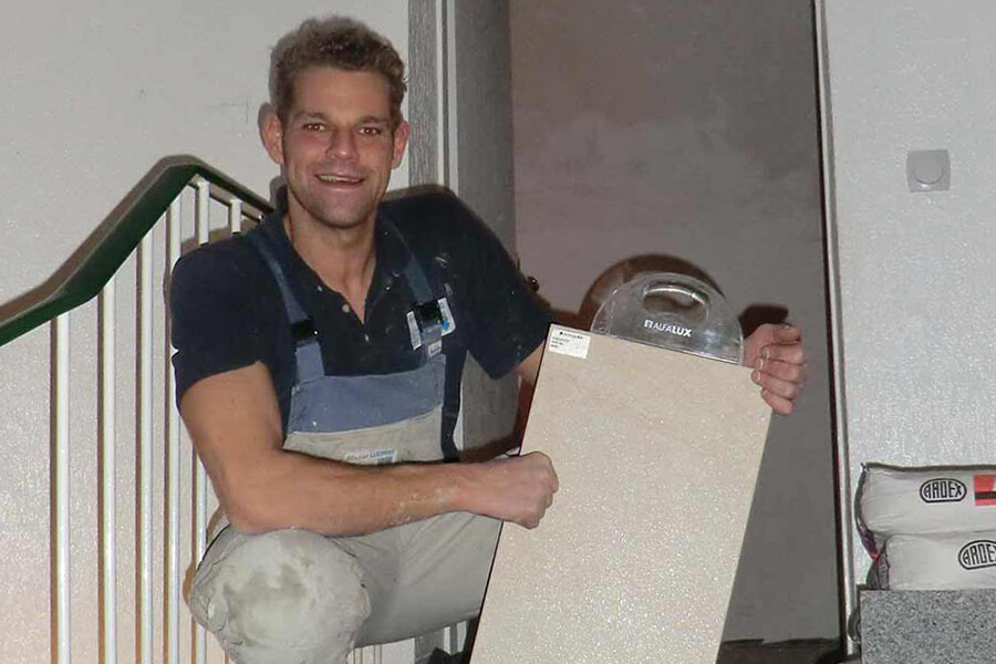 Fliesenleger Bochum | Inhaber Norman Ludwig steht seit 2003 persönlich für jedes Projekt – vom ersten Beratungsgespräch bis zur fertigen Fliesenarbeit in Bochum