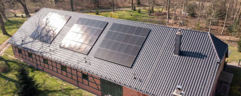 Dachdecker Delmenhorst | Solar der Warrelmann GmbH Bedachungen