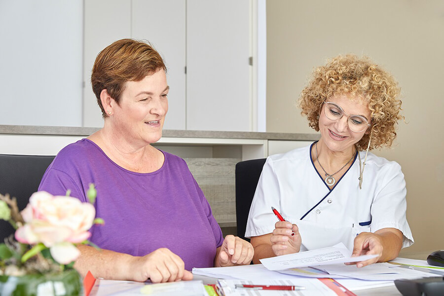 Persönliches Aufnahmegespräch | Knappschafts-Klinik Bad Driburg