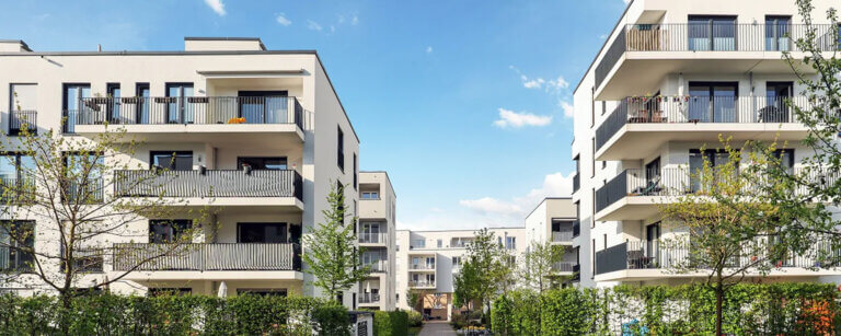 Hausmeisterservice & Gebäudereinigung Berlin | ATRUS Service GmbH Herr Jens Ruck Neubausiedlung
