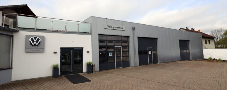 Volkswagen Service Hüllhorst | Autohaus Lücking OHG Außenansicht